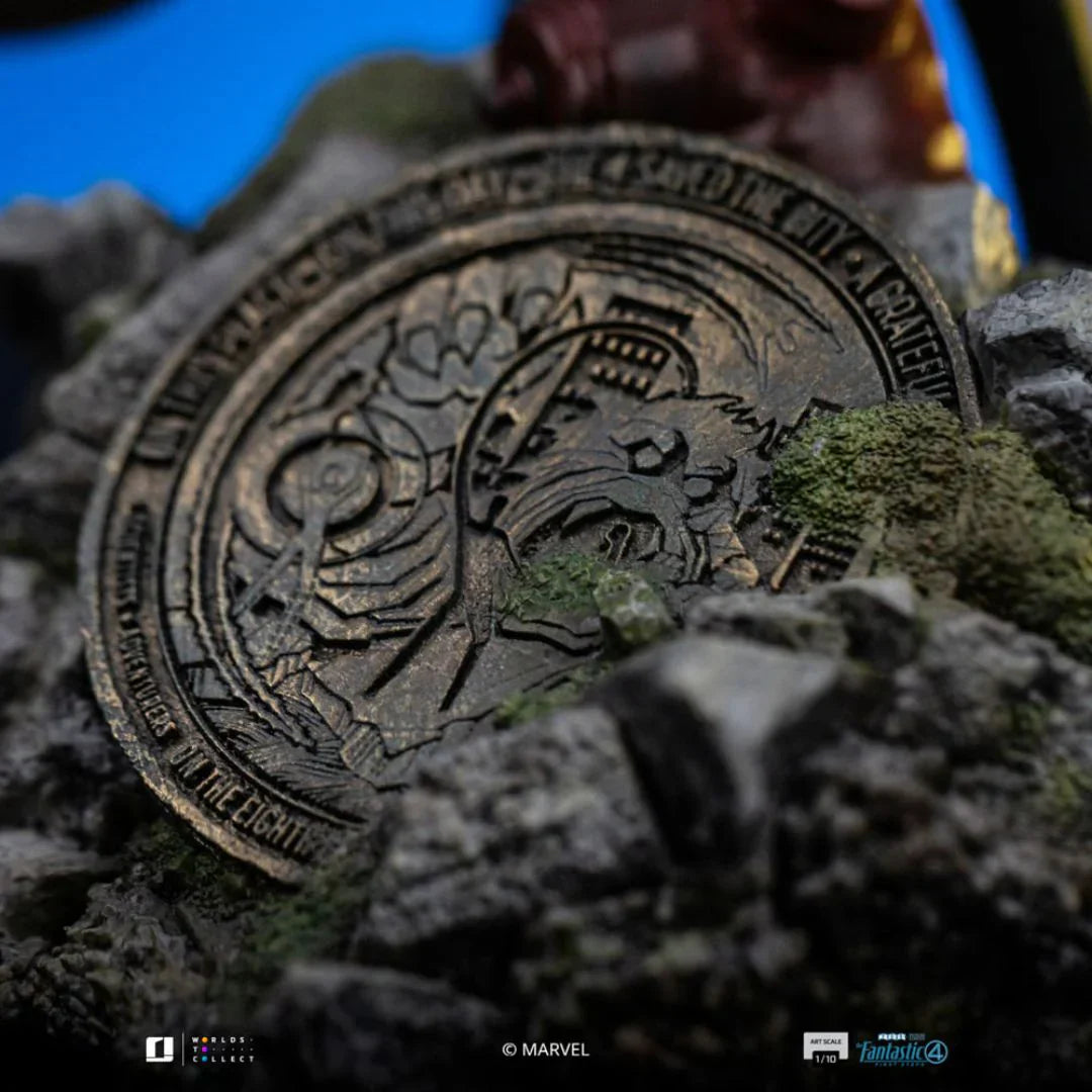 Invisible Woman Art Scale Statue