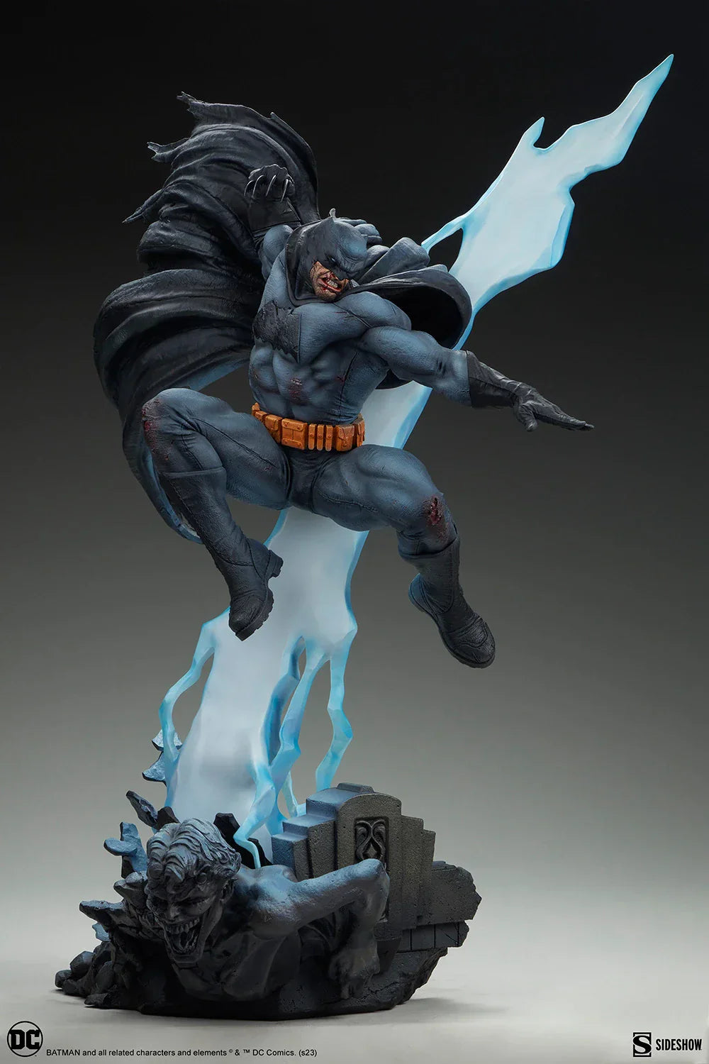 Batman The Dark Knight Returns Premium Format