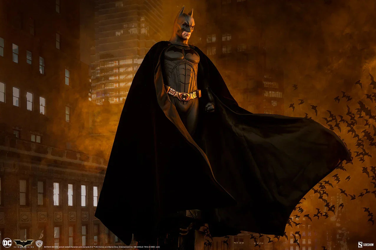 BATMAN Premium Format™ Figure