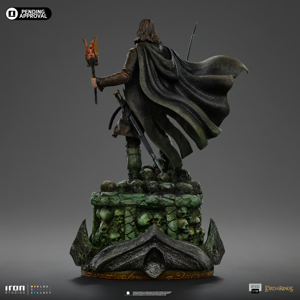 Aragorn Unleashed Statue