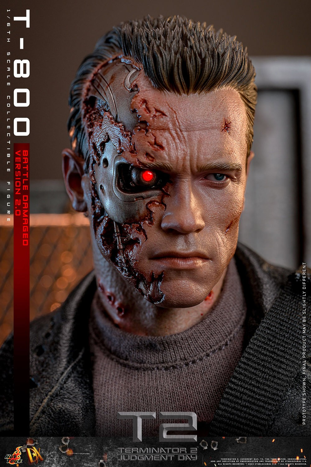 T-800 (BATTLE DAMAGED VERSION 2.0) Sixth Scale Figure