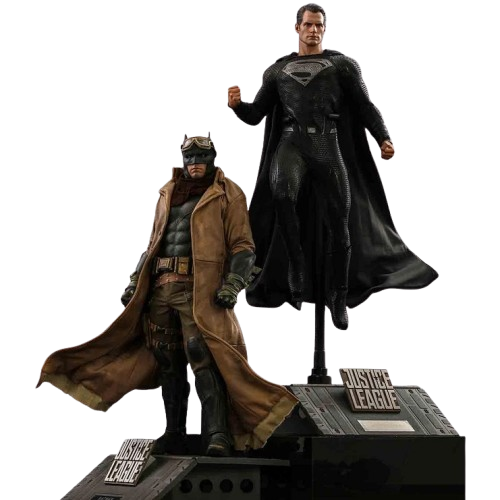 KNIGHTMARE BATMAN AND SUPERMAN Sixth Scale Figure Set