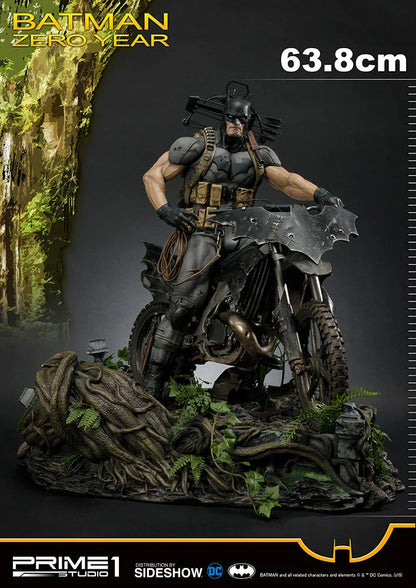 BATMAN ZERO YEAR Statue