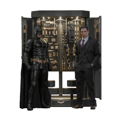 BATMAN ARMORY WITH BRUCE WAYNE (2.0)