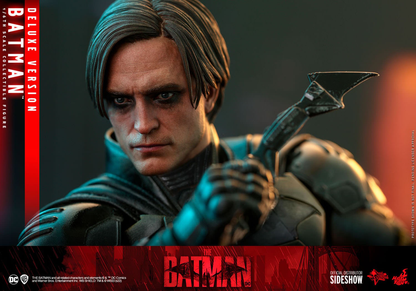 BATMAN (DELUXE VERSION) Sixth Scale Figure