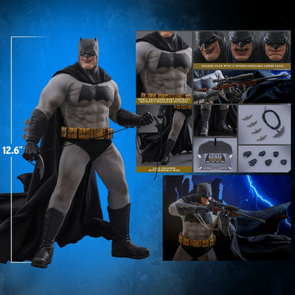 Batman: The Dark Knight Returns 1/6 Figure