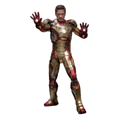 IRON MAN MARK XLII (2.0) DELUXE Sixth Scale Figure